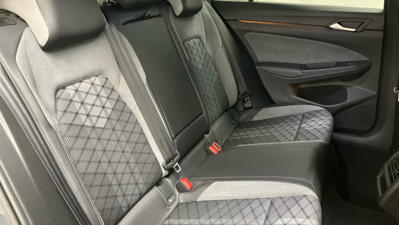 Volkswagen Golf 1.5 TSI R-Line 5dr Petrol Hatchback
